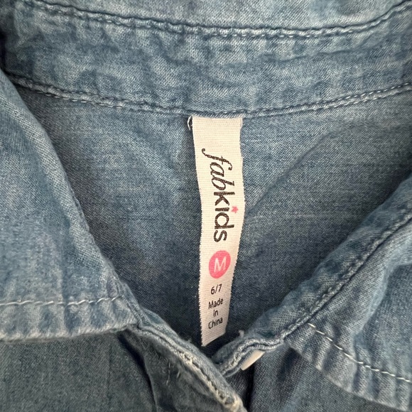 Bundle of five girl button down shirts - Picture 13 of 14